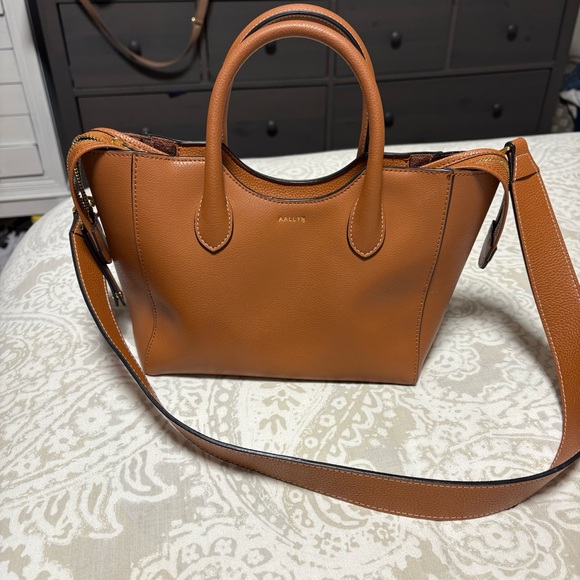 AALYYN LILY Satchel- woodberry - Picture 11 of 16